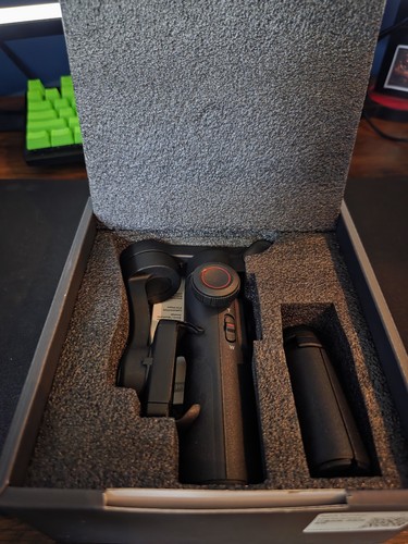 Smartphone gimbal stabilizer - gimbal,